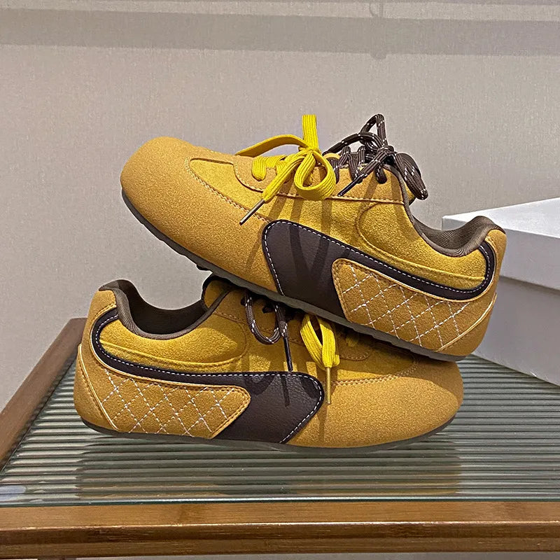 Contrast Flat Sneakers