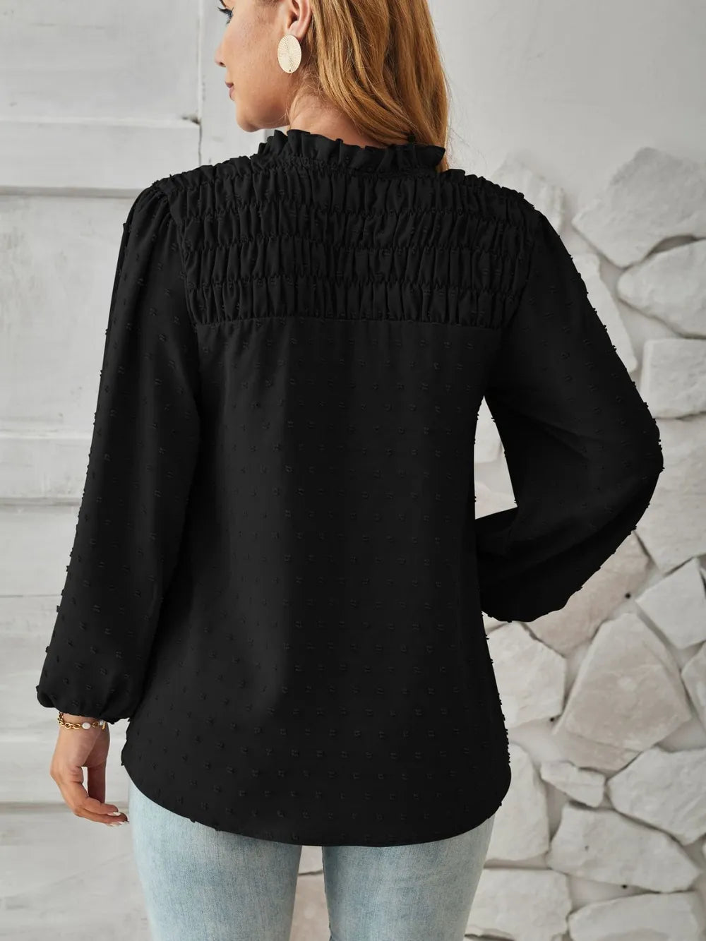V-neck pleated woven jacquard long sleeved chiffon shirt