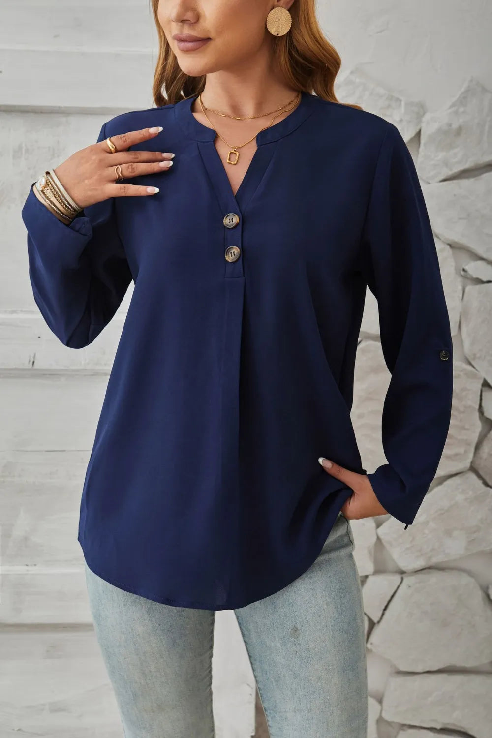V-neck solid color comfortable breathable casual long sleeved top