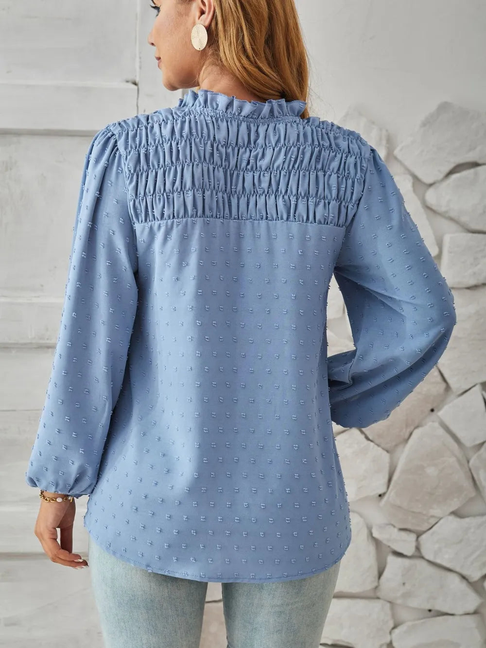 V-neck pleated woven jacquard long sleeved chiffon shirt