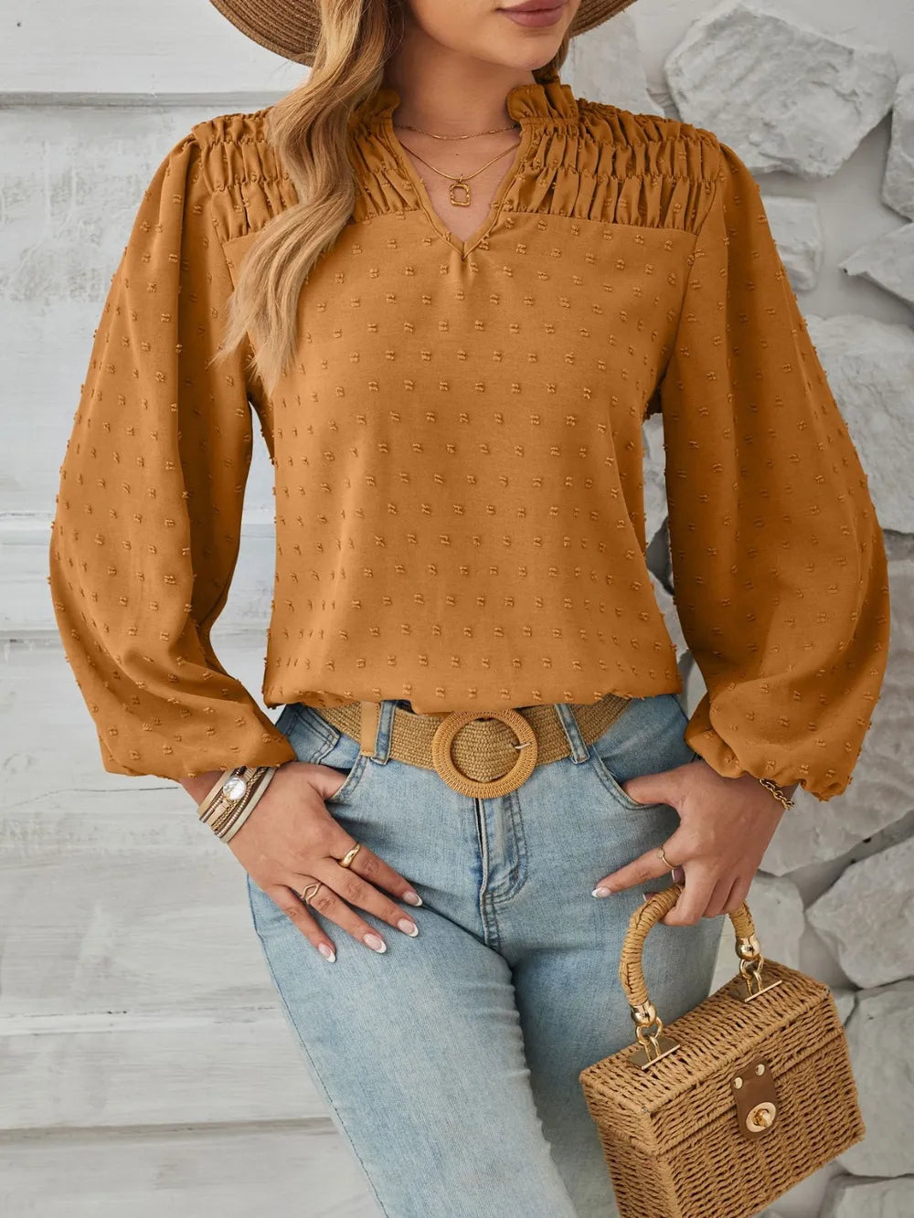 V-neck pleated woven jacquard long sleeved chiffon shirt