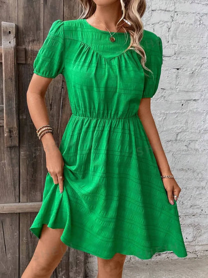 Summer new solid color slim fit elastic waist short sleeved dress